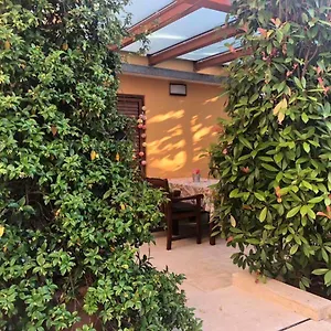 Dolores Apartment
