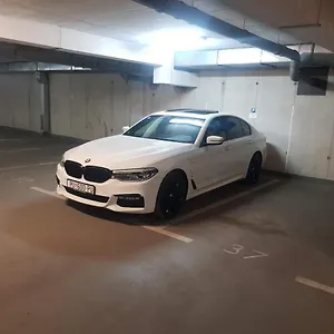 Vip, With Free Garage Parking Apartman Pula